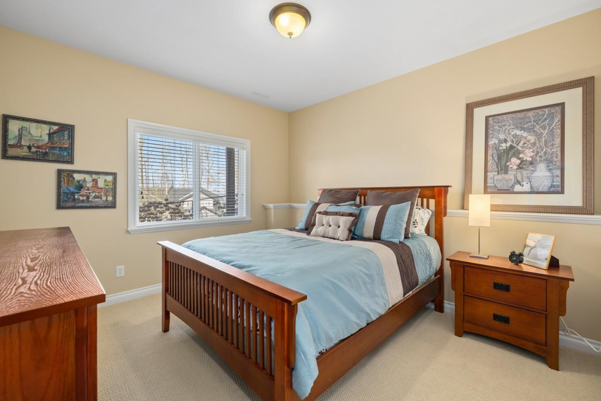 Entry Foyer Photo of 26 36260 Mckee Road, Abbotsford, BC