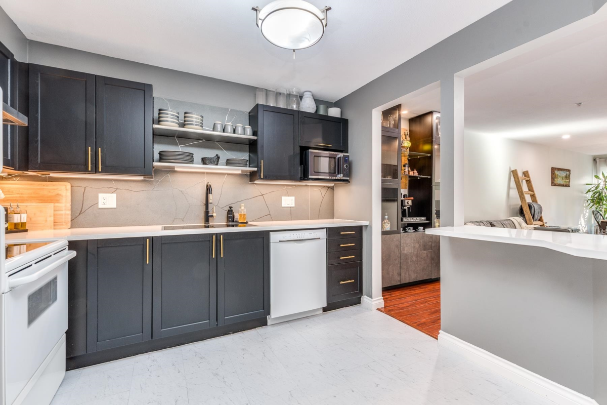Dining Area Photo of 212 22233 River Road, Maple Ridge, BC