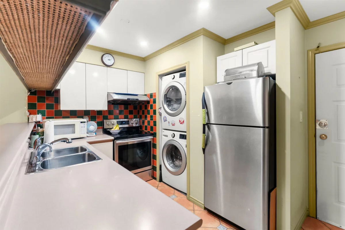 Basement Recreation Room Photo of 308 1823 E Georgia Street, Vancouver, BC