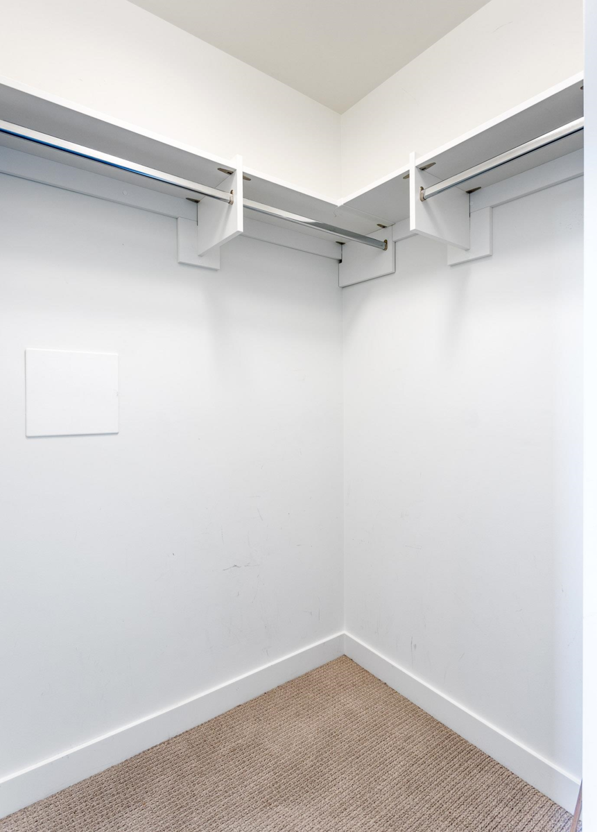 Entry Foyer Photo of 321 7599 15th Street, Burnaby, BC