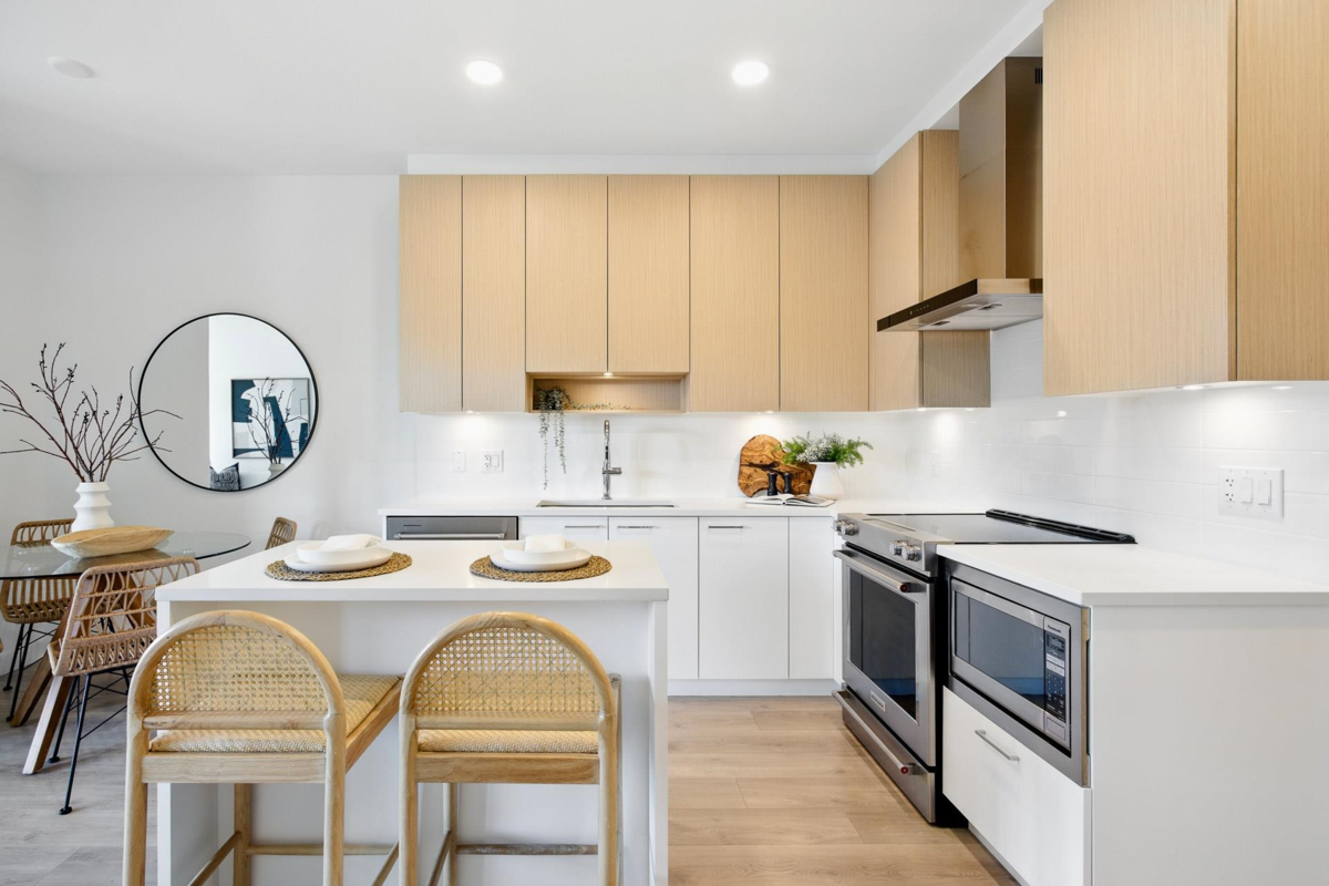 Kitchen Island Photo of 321 7599 15th Street, Burnaby, BC