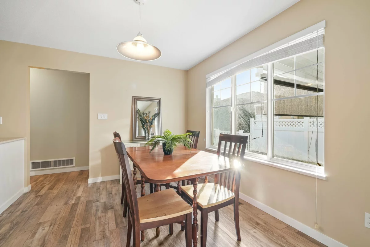 Dining Area Photo of 62 6885 184 Street, Surrey, BC