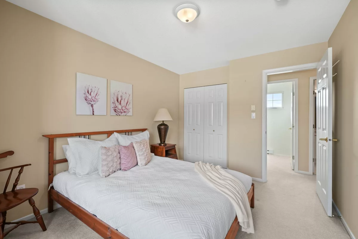 Office / Den Photo of 62 6885 184 Street, Surrey, BC