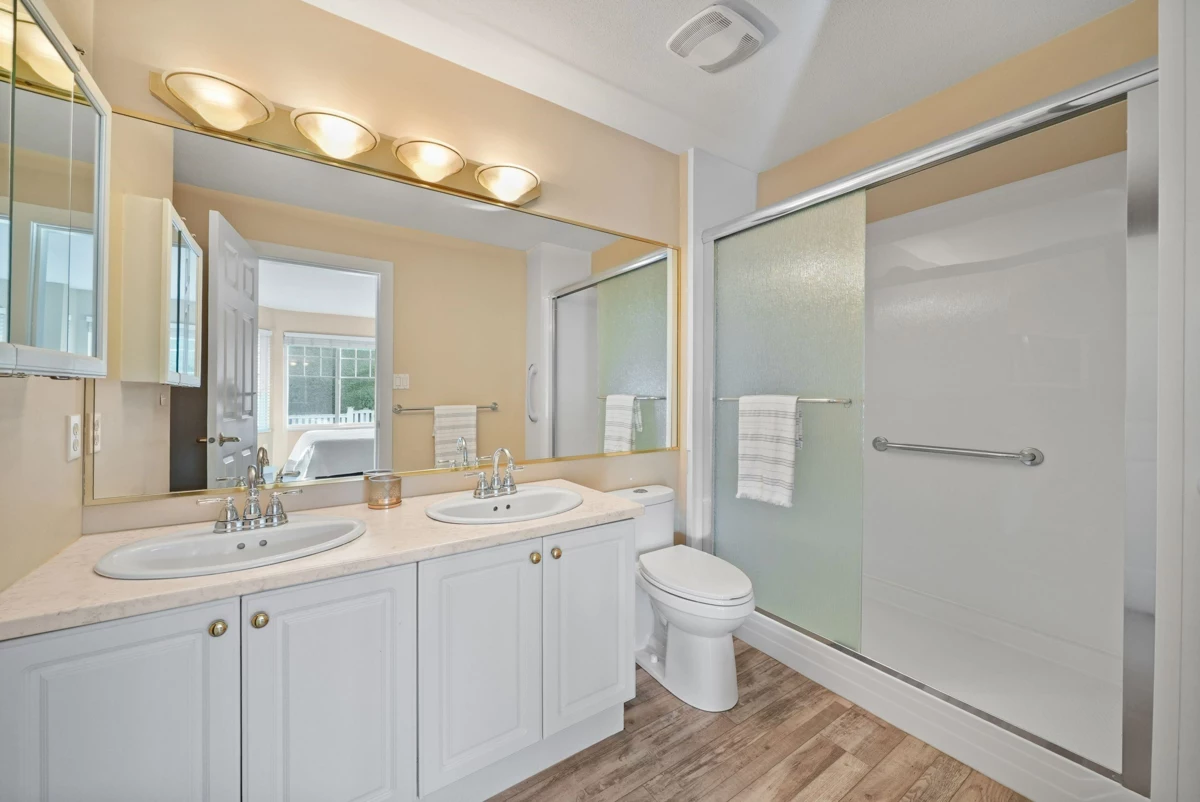 Primary Bathroom Photo of 62 6885 184 Street, Surrey, BC