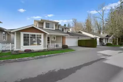 62 6885 184 Street, Surrey, BC, Cloverdale BC — 3 bed townhouse for sale