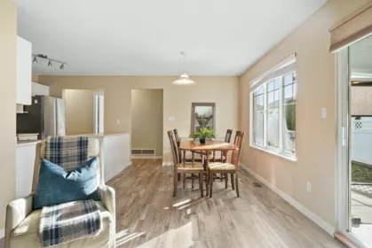 62 6885 184 Street, Surrey, BC, Surrey — Townhouse for sale