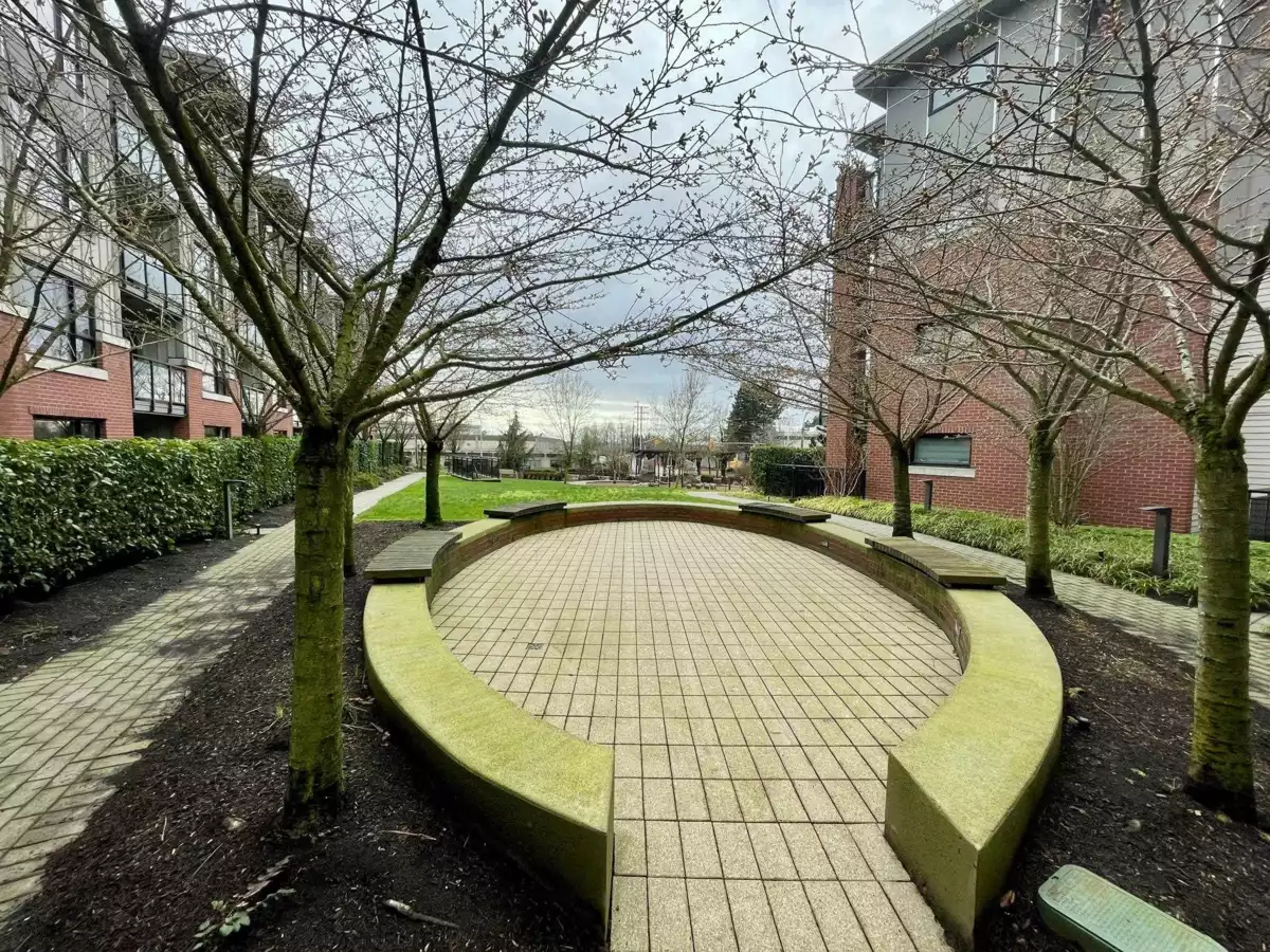 Powder Room Photo of 121 7058 14th Avenue, Burnaby, BC