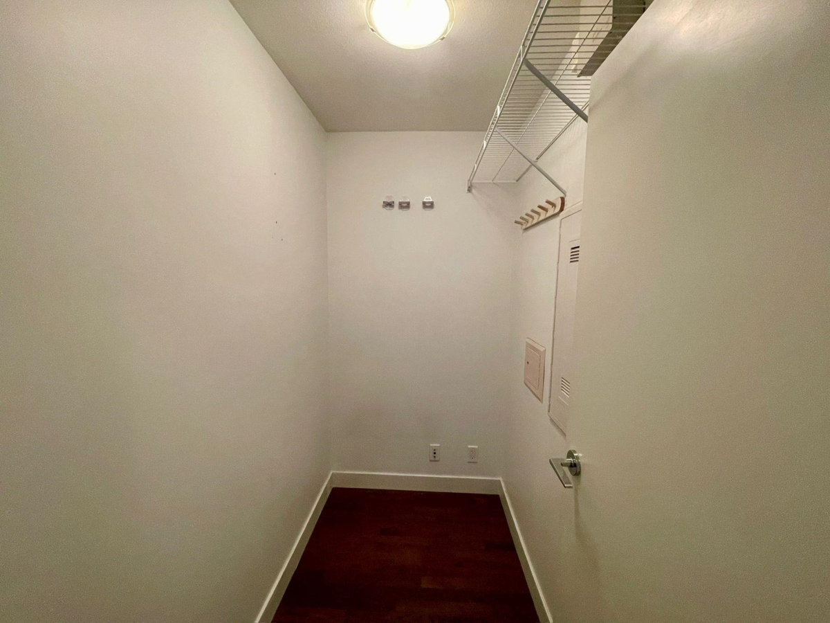 Walk-In Closet Photo of 121 7058 14th Avenue, Burnaby, BC