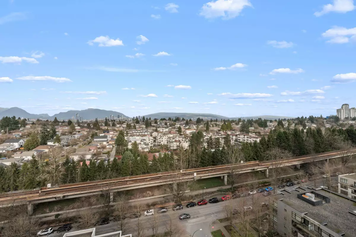 Breakfast Nook Photo of 1703 3663 Crowley Drive, Vancouver, BC