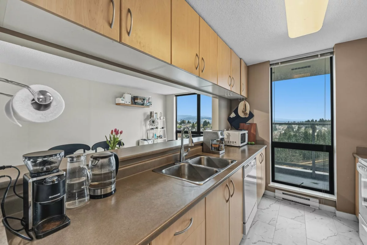 Primary Bathroom Photo of 1703 3663 Crowley Drive, Vancouver, BC