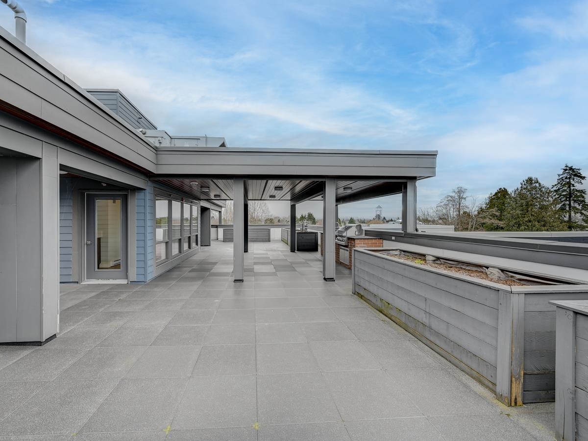 Entry Foyer Photo of 107 4686 51 Street, Delta, BC