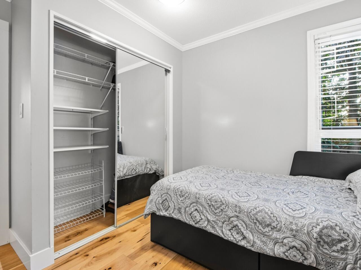 Office / Den Photo of 105 518 Thirteenth Street, New Westminster, BC