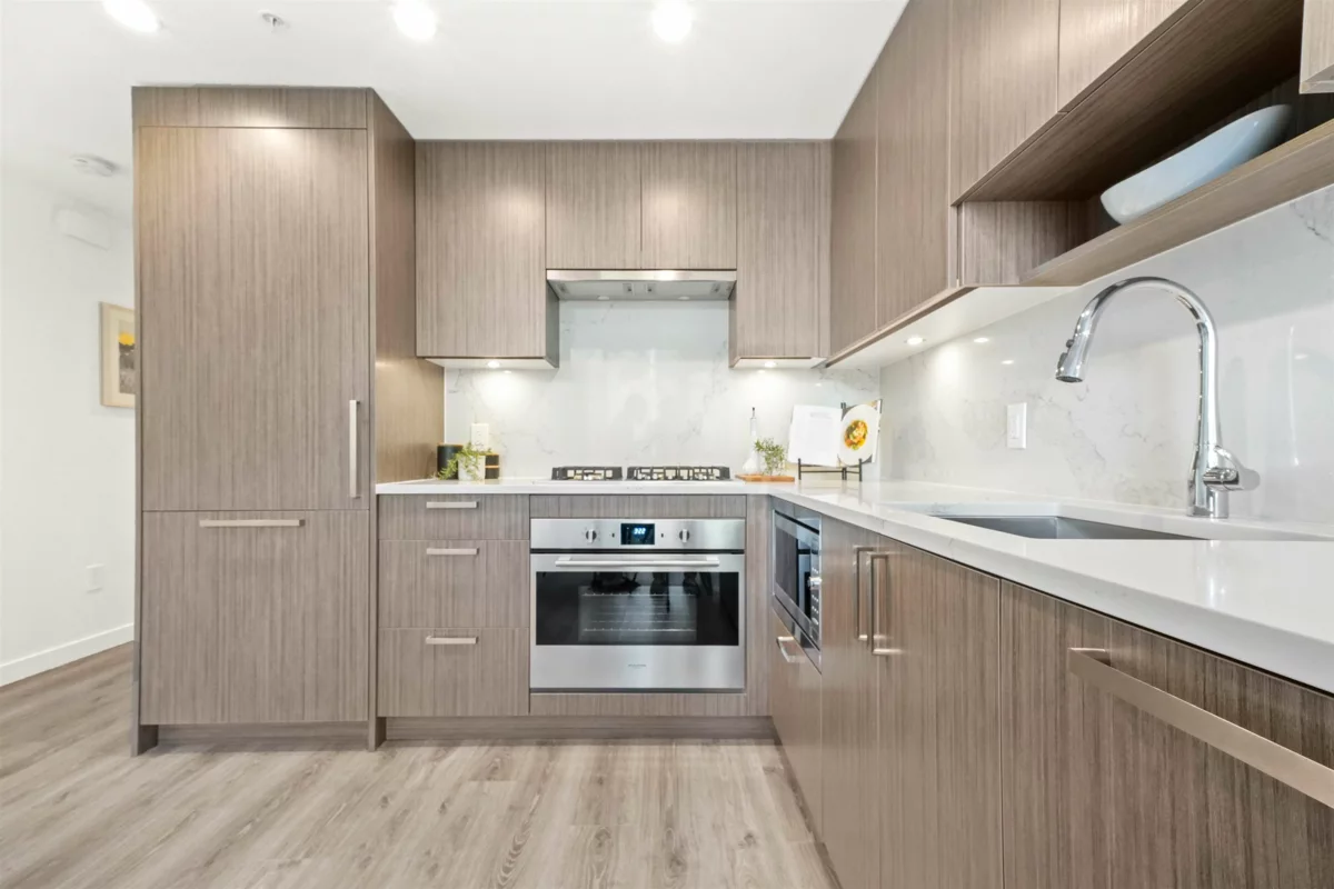 Kitchen Photo of 8 13350 Central Avenue, Surrey, BC