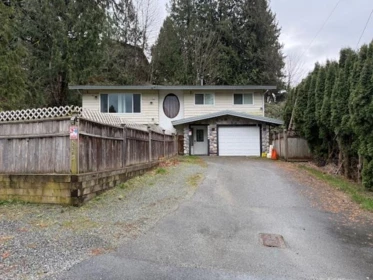Kitchen Photo of 33368 Knight Avenue, Mission, BC