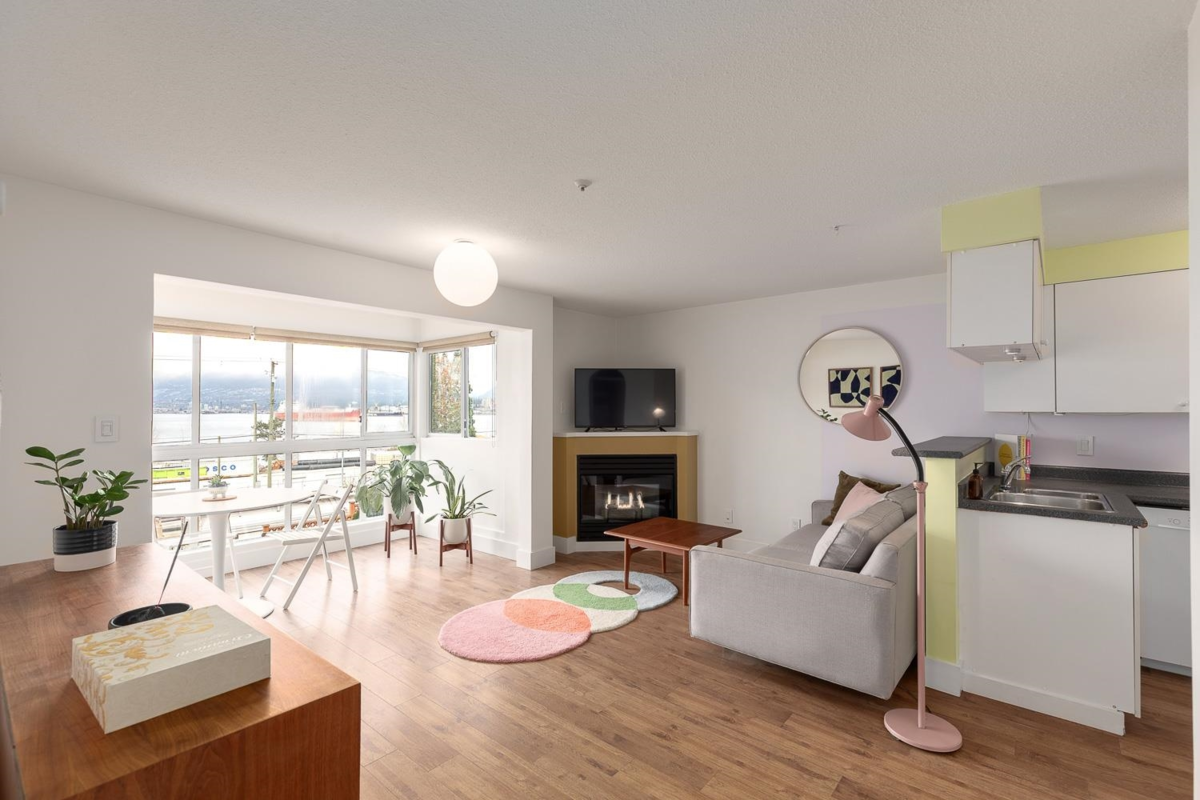 Kitchen Photo of 207 2211 Wall Street, Vancouver, BC