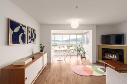 Kitchen Island Photo of 207 2211 Wall Street, Vancouver, BC