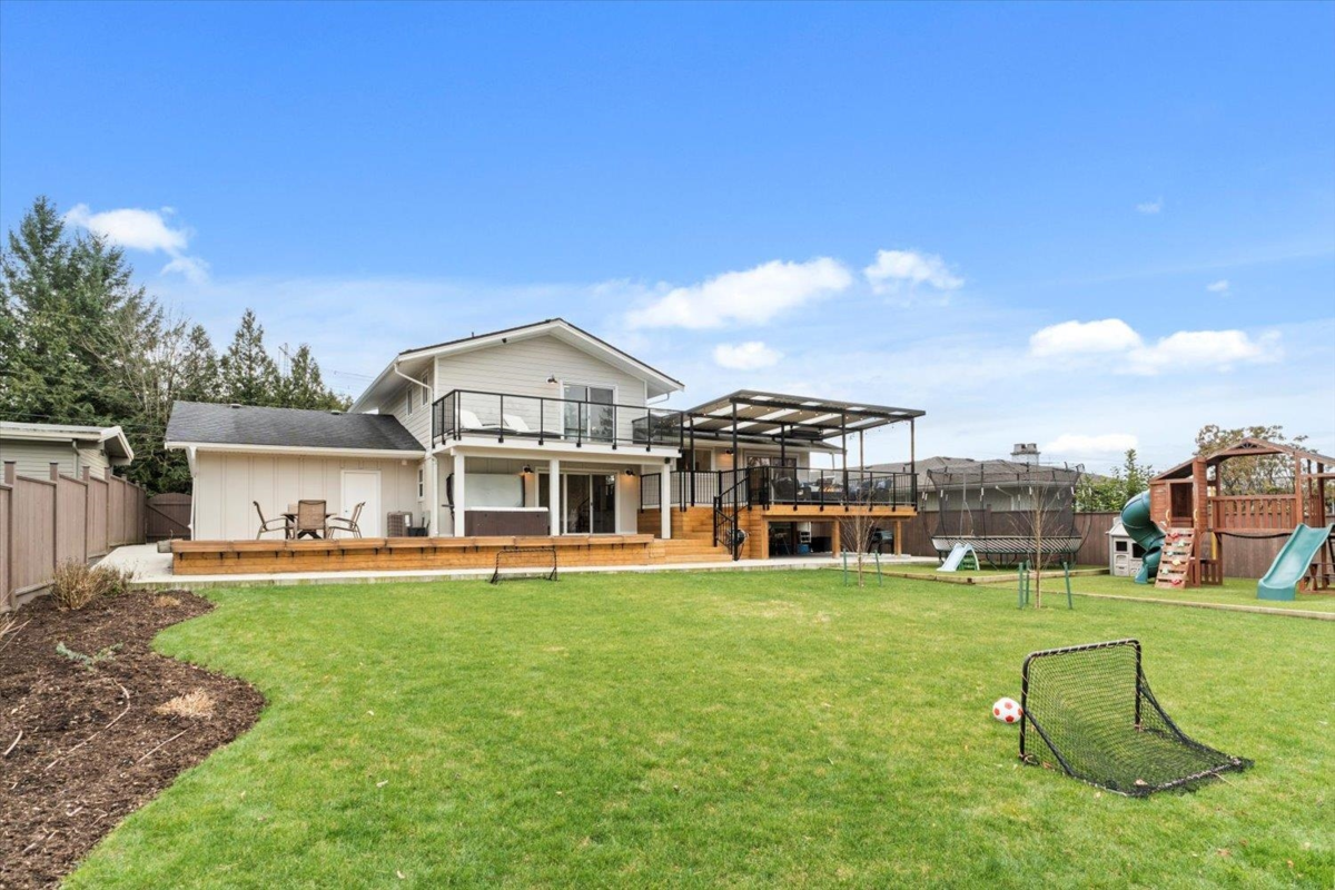 Aerial View of 34849 High Drive, Abbotsford, BC