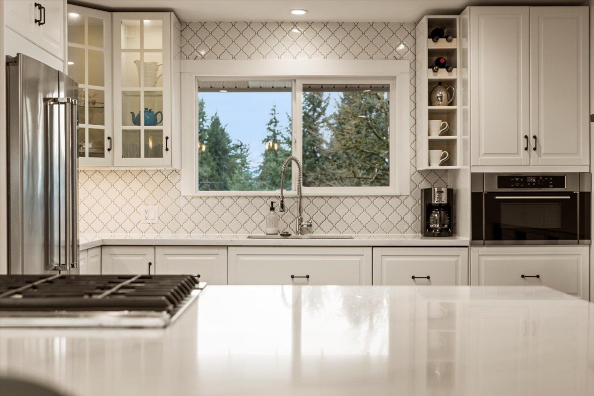 Pantry Photo of 34849 High Drive, Abbotsford, BC