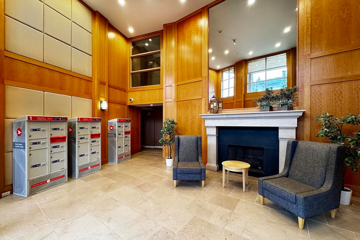 Front Yard Photo of 416 3629 Deercrest Drive, North Vancouver, BC