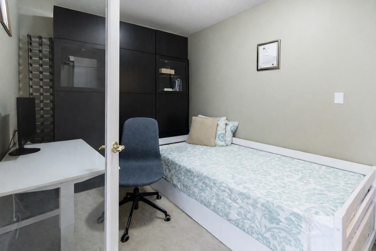 Mudroom Photo of 416 3629 Deercrest Drive, North Vancouver, BC