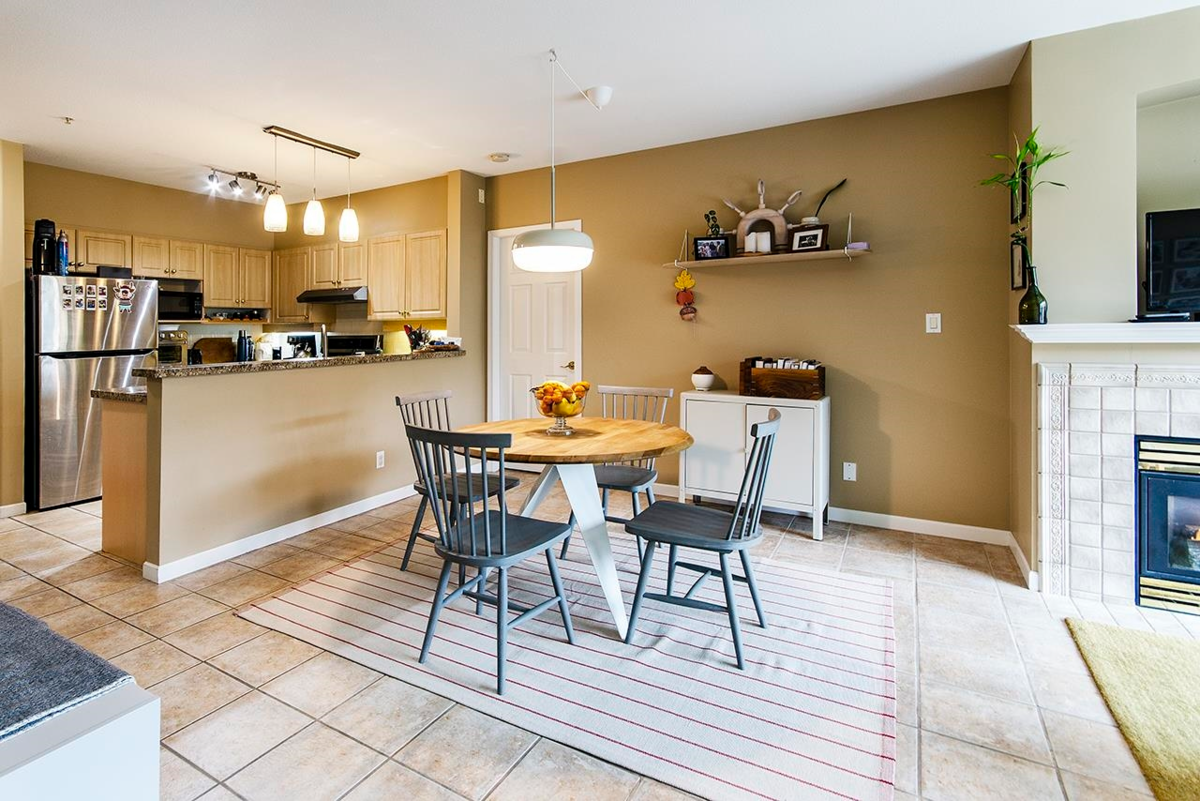 Primary Bathroom Photo of 416 3629 Deercrest Drive, North Vancouver, BC