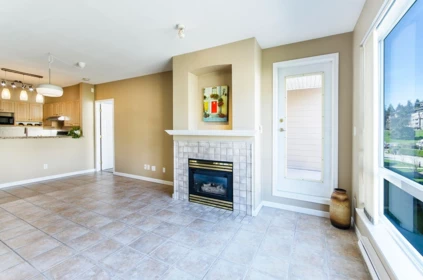 Breakfast Nook Photo of 416 3629 Deercrest Drive, North Vancouver, BC