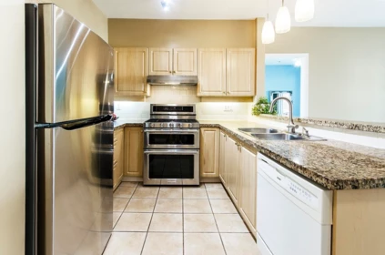 416 3629 Deercrest Drive, North Vancouver, BC