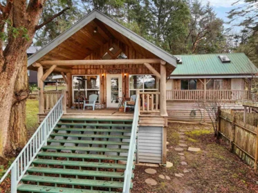 421 Sunset Place, Mayne Island, BC, Mayne Island — Single Family Residence for sale