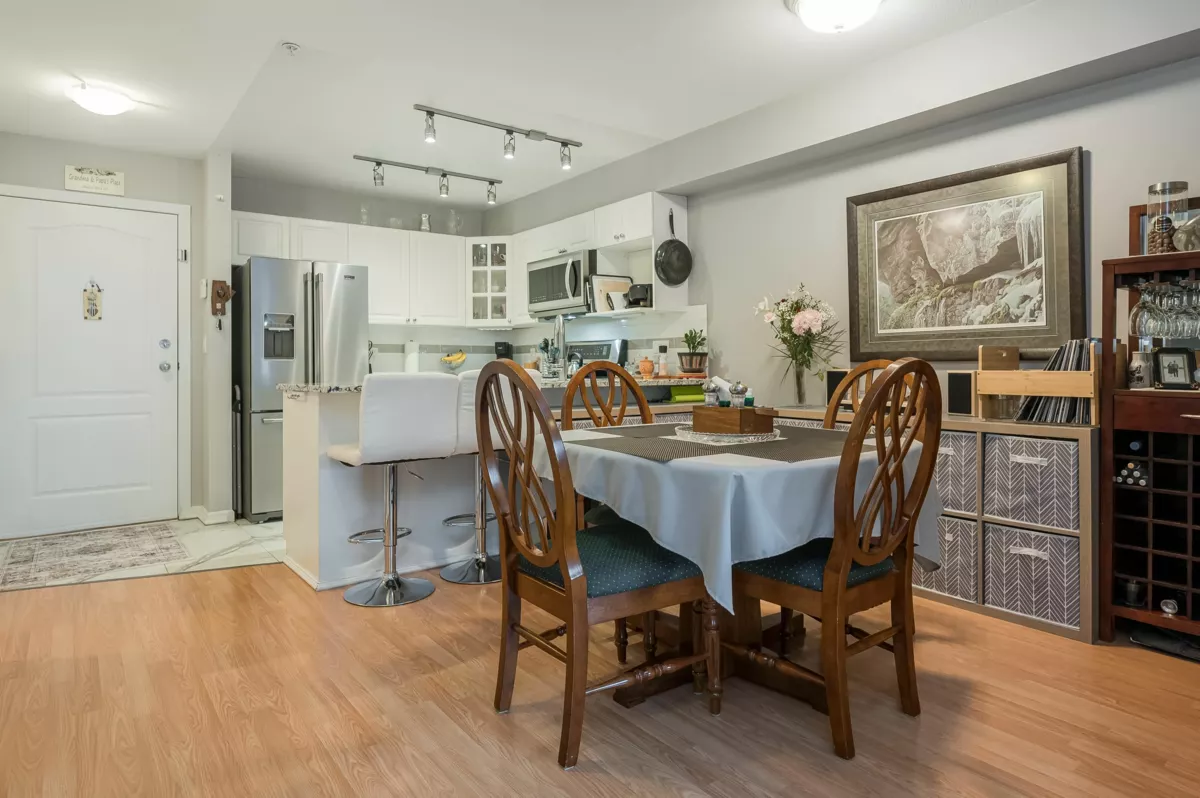 Kitchen Island Photo of 112 20896 57th Avenue, Langley, BC