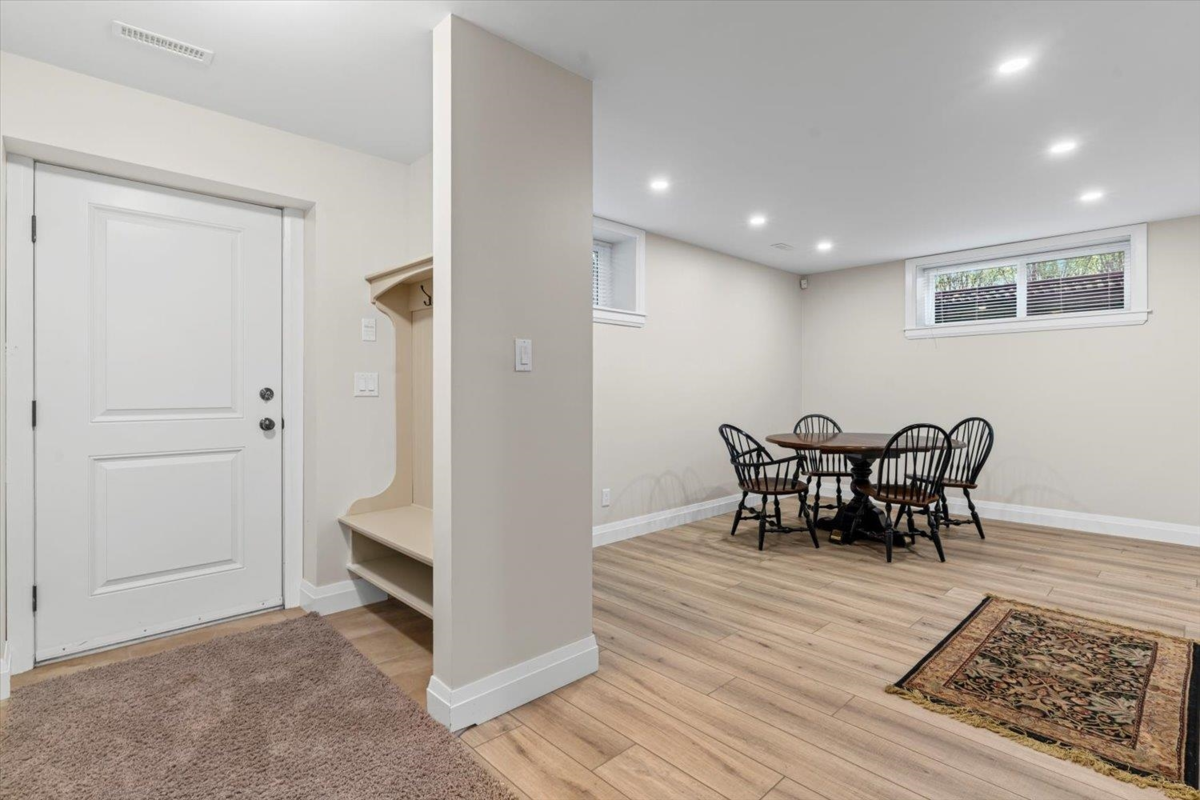 Hot Tub / Spa Photo of 5440 Chinook Street, Chilliwack, BC