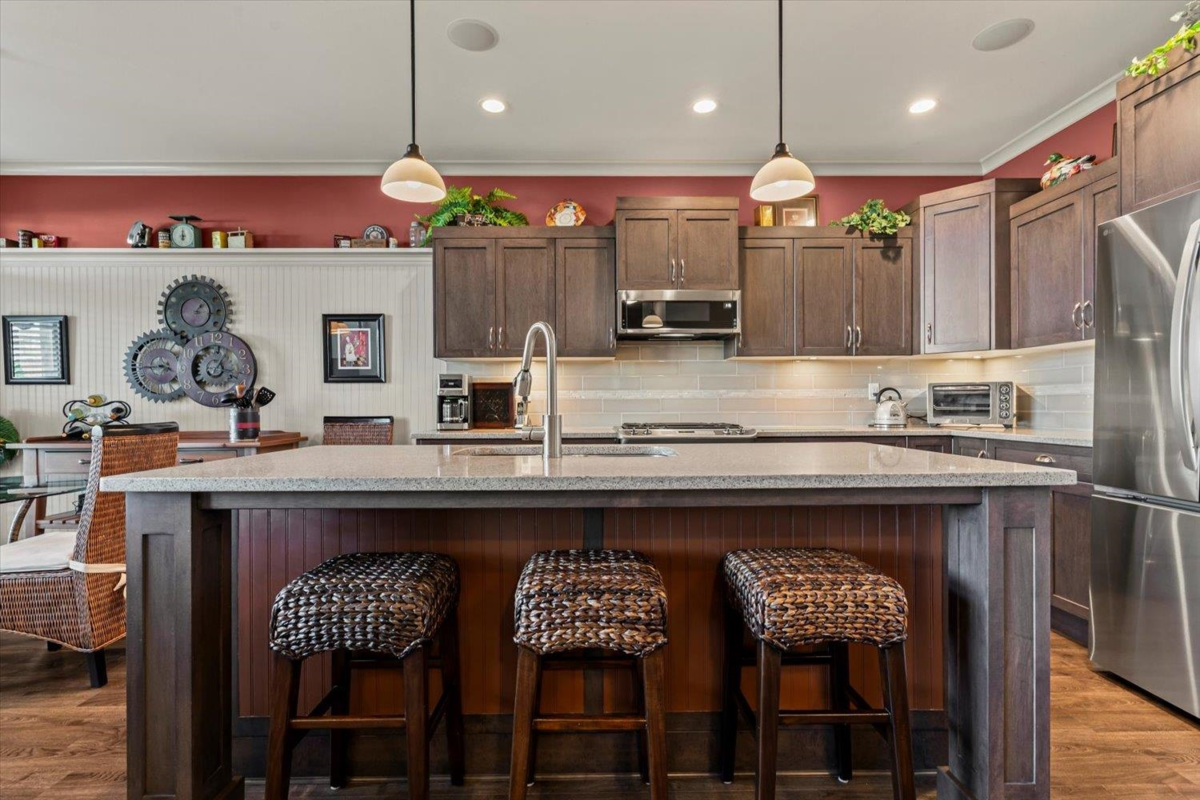Primary Bathroom Photo of 5440 Chinook Street, Chilliwack, BC