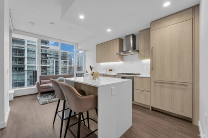 Kitchen Island Photo of 1807 2351 Beta Avenue, Burnaby, BC
