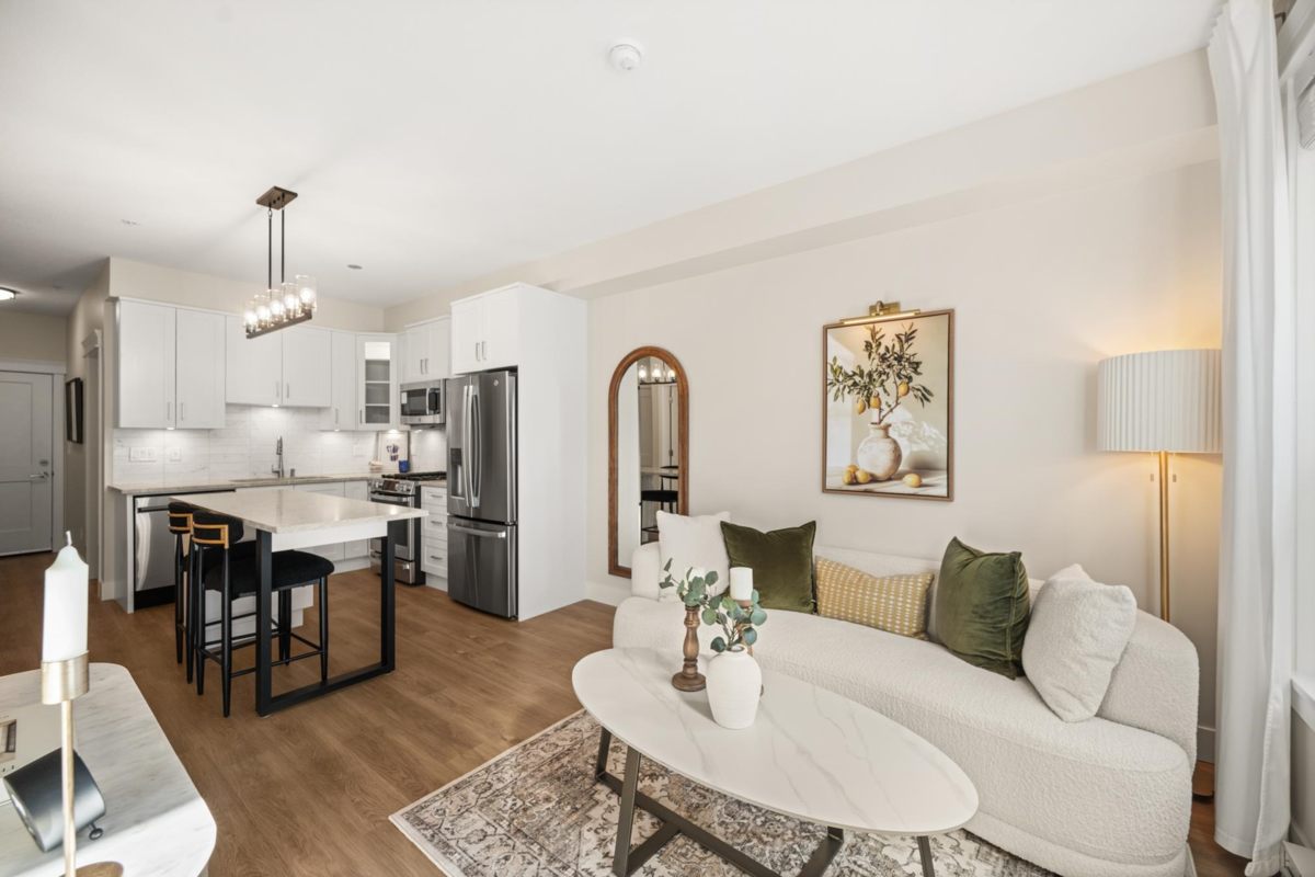 Family Room Photo of 414 20926 83 Avenue, Langley, BC