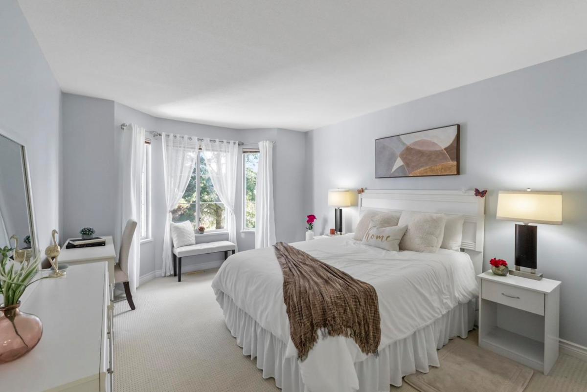 Guest Bathroom Photo of 7 16888 80 Avenue, Surrey, BC