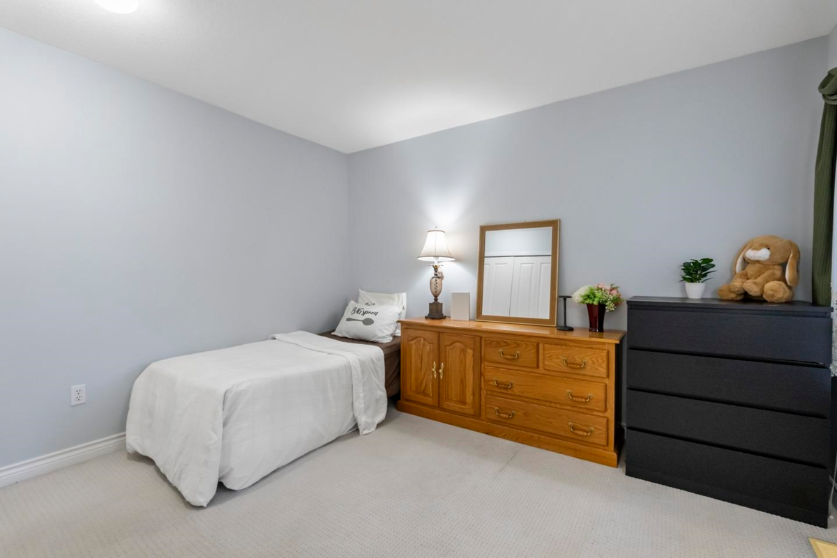 Mudroom Photo of 7 16888 80 Avenue, Surrey, BC