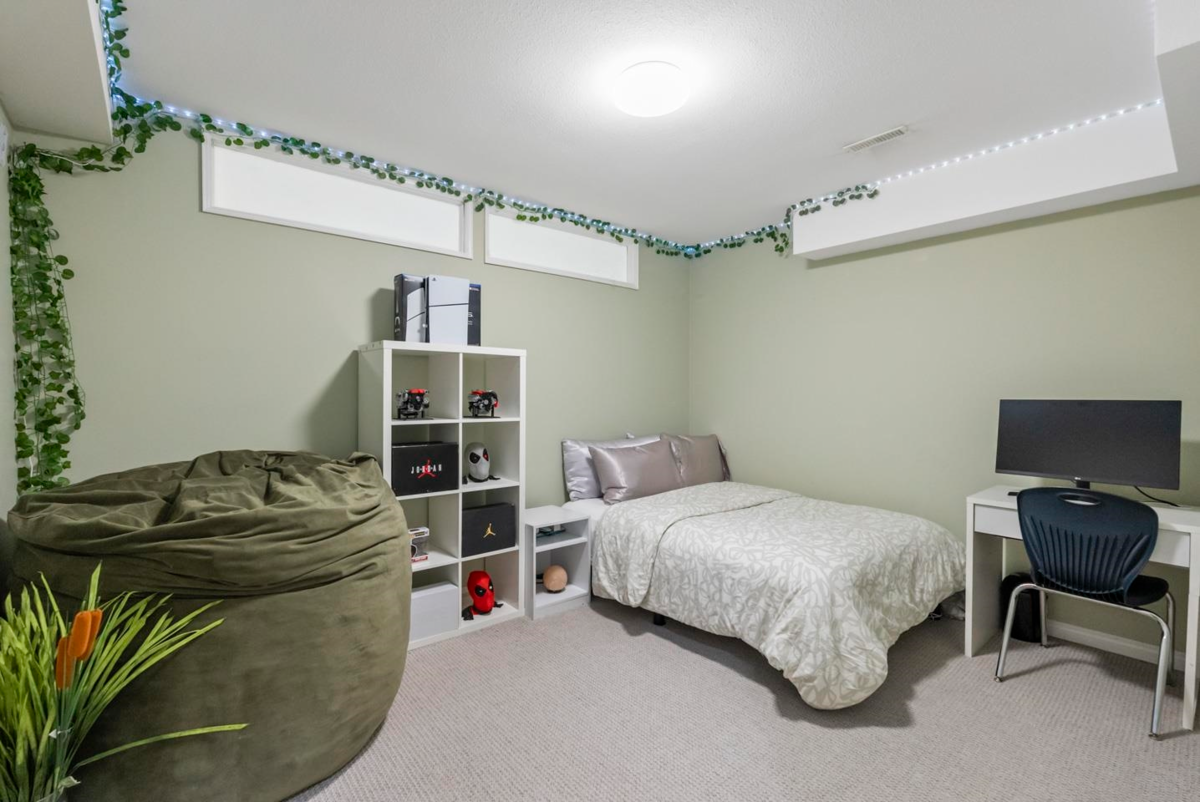 Outdoor Kitchen Photo of 7 16888 80 Avenue, Surrey, BC