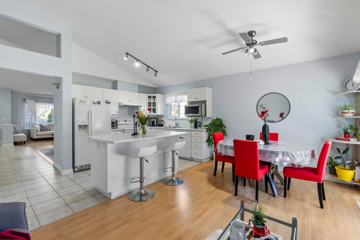 Primary Bedroom Photo of 7 16888 80 Avenue, Surrey, BC