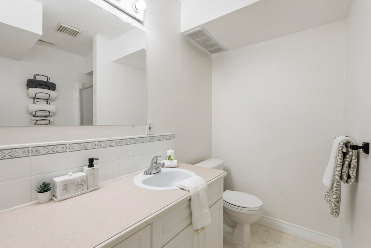 Swimming Pool Photo of 7 16888 80 Avenue, Surrey, BC