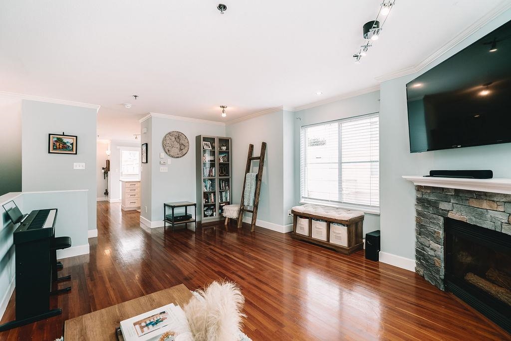 Bedroom 4 Photo of 1 12449 191 Street, Pitt Meadows, BC