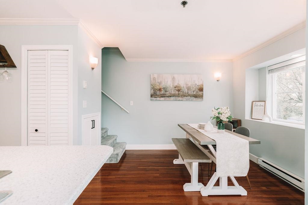 Living Room Photo of 1 12449 191 Street, Pitt Meadows, BC