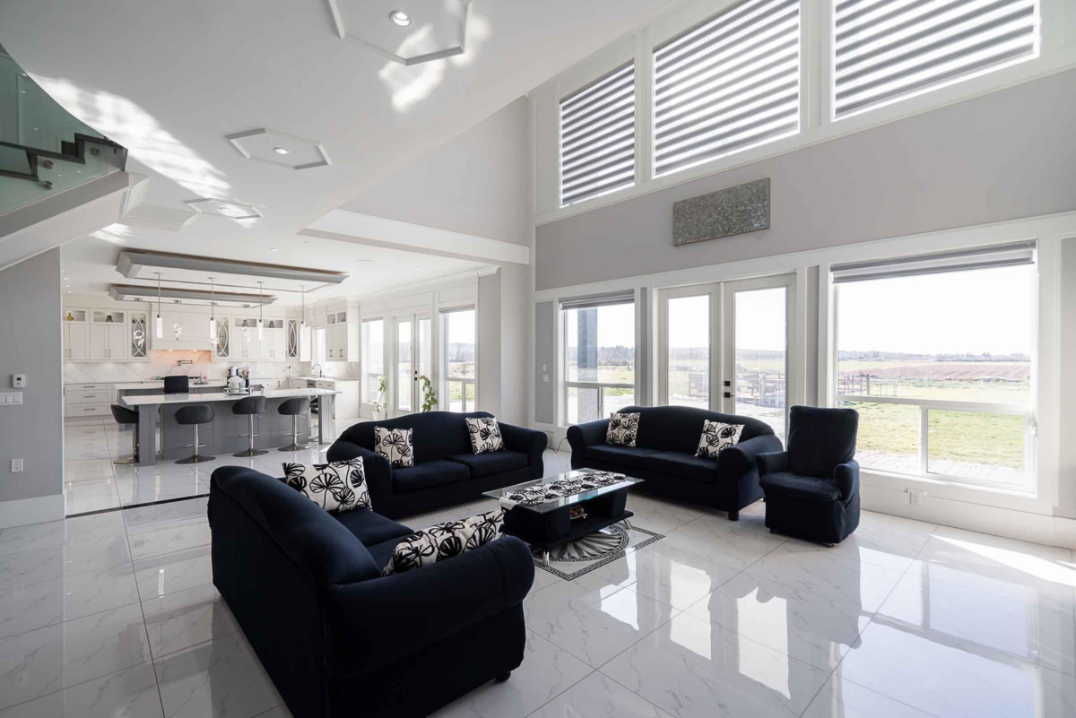 Walk-In Closet Photo of 4371 184 Street, Surrey, BC