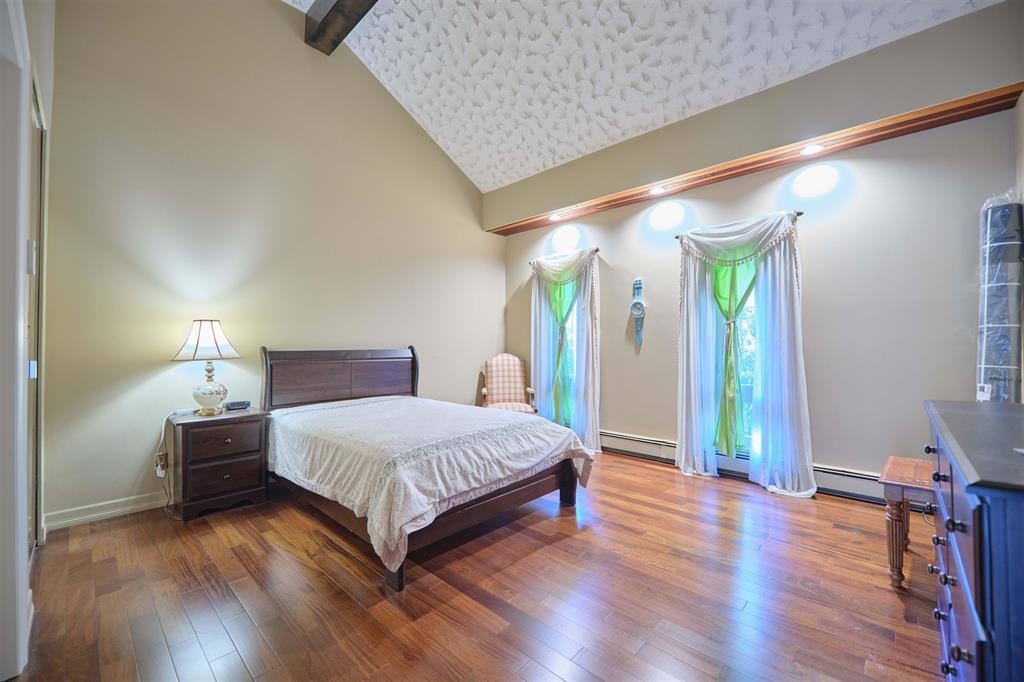 Breakfast Nook Photo of 13026 13 Avenue, Surrey, BC