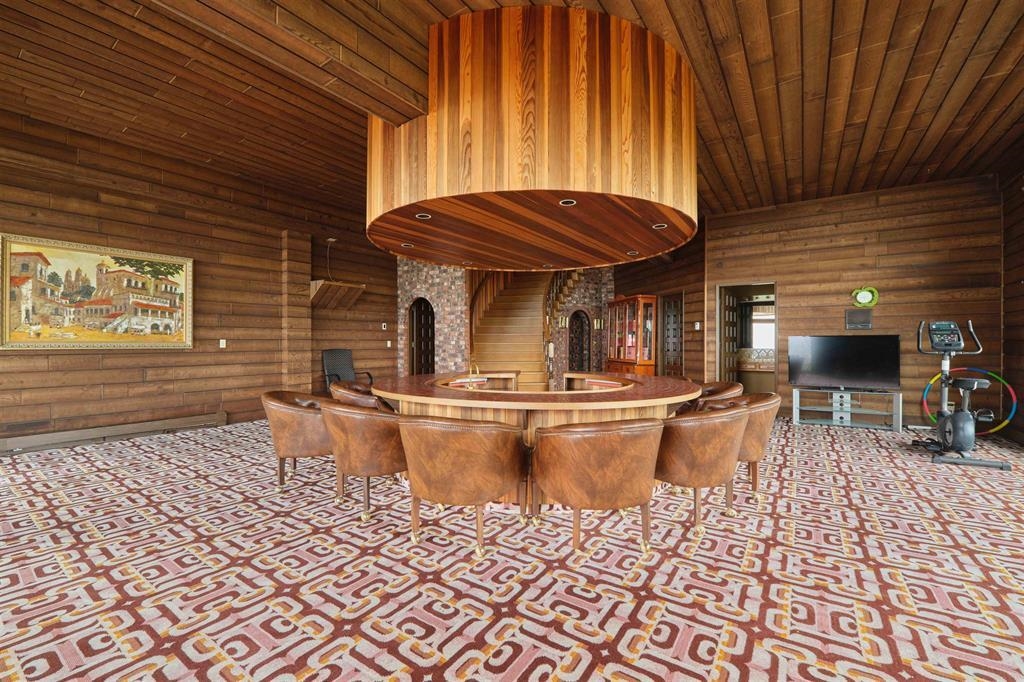 Laundry Room Photo of 13026 13 Avenue, Surrey, BC