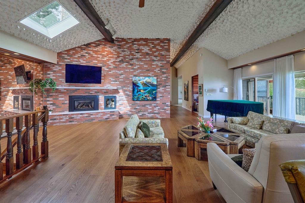 Powder Room Photo of 13026 13 Avenue, Surrey, BC