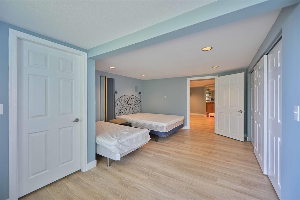 Staircase Photo of 13026 13 Avenue, Surrey, BC