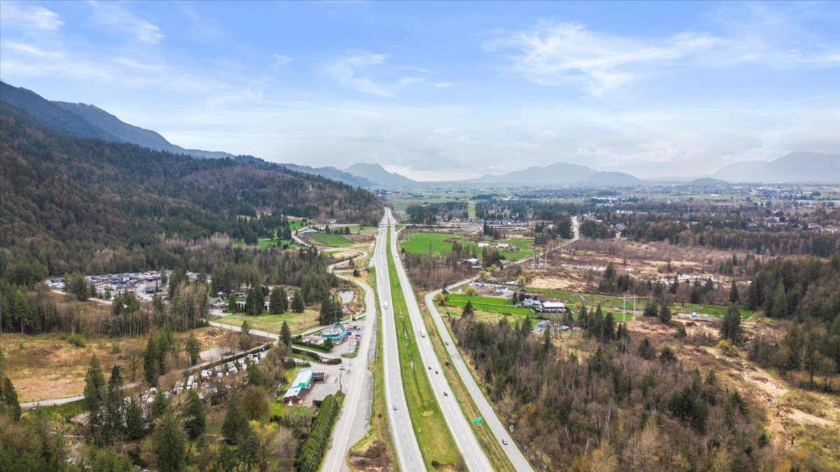 Mudroom Photo of 92 53480 Bridal Falls Road, Rosedale, BC