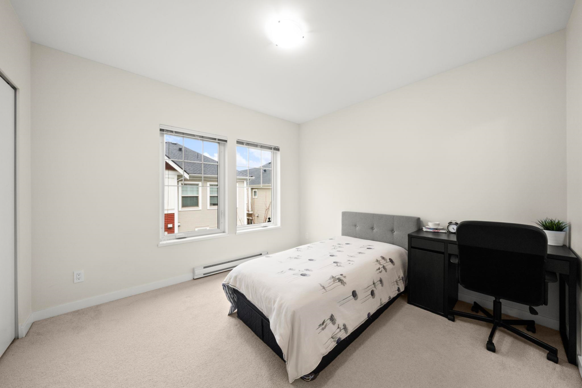 Bedroom 3 Photo of 66 32633 Simon Avenue, Abbotsford, BC