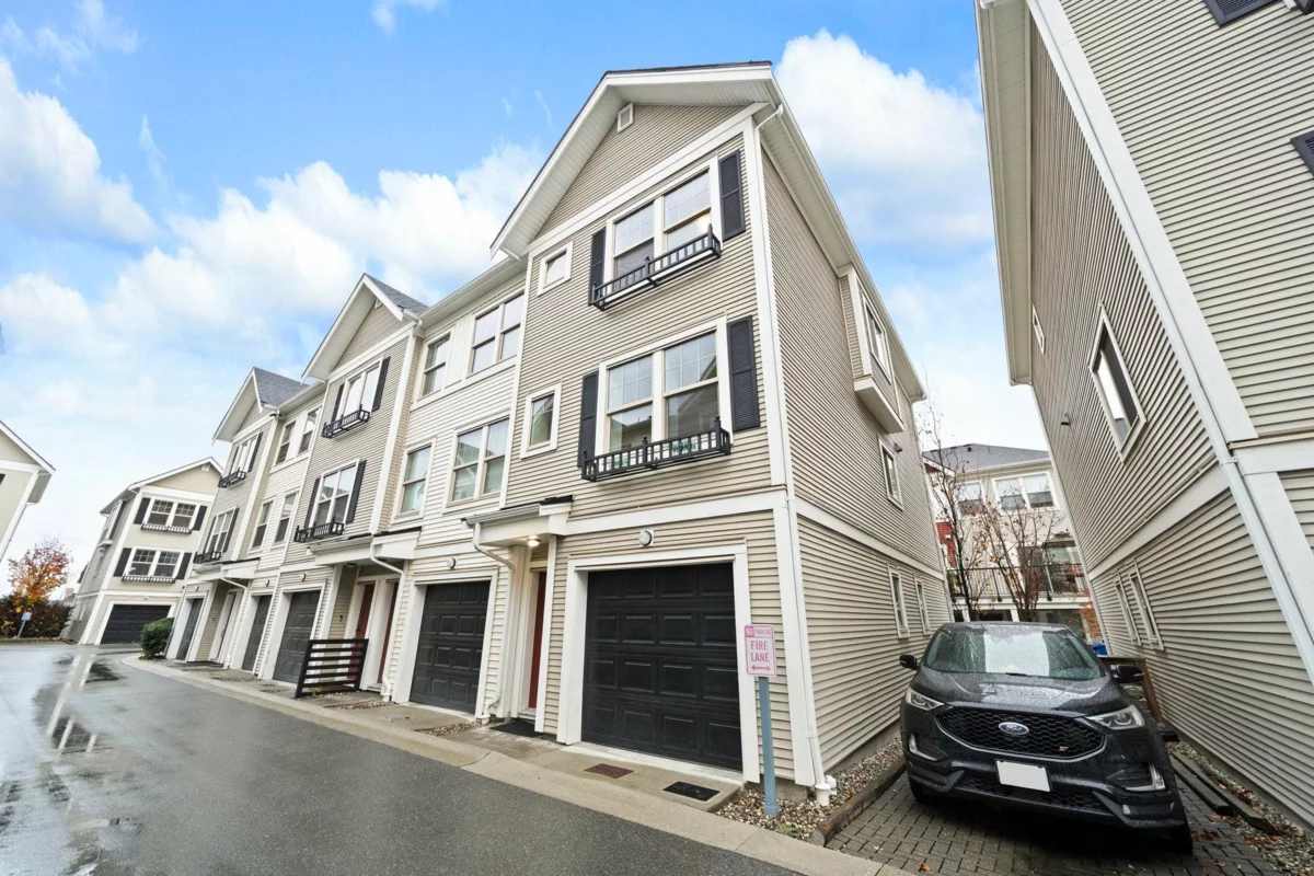 Exterior Rear Photo of 66 32633 Simon Avenue, Abbotsford, BC