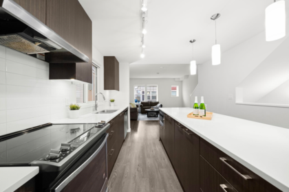 Kitchen Photo of 66 32633 Simon Avenue, Abbotsford, BC