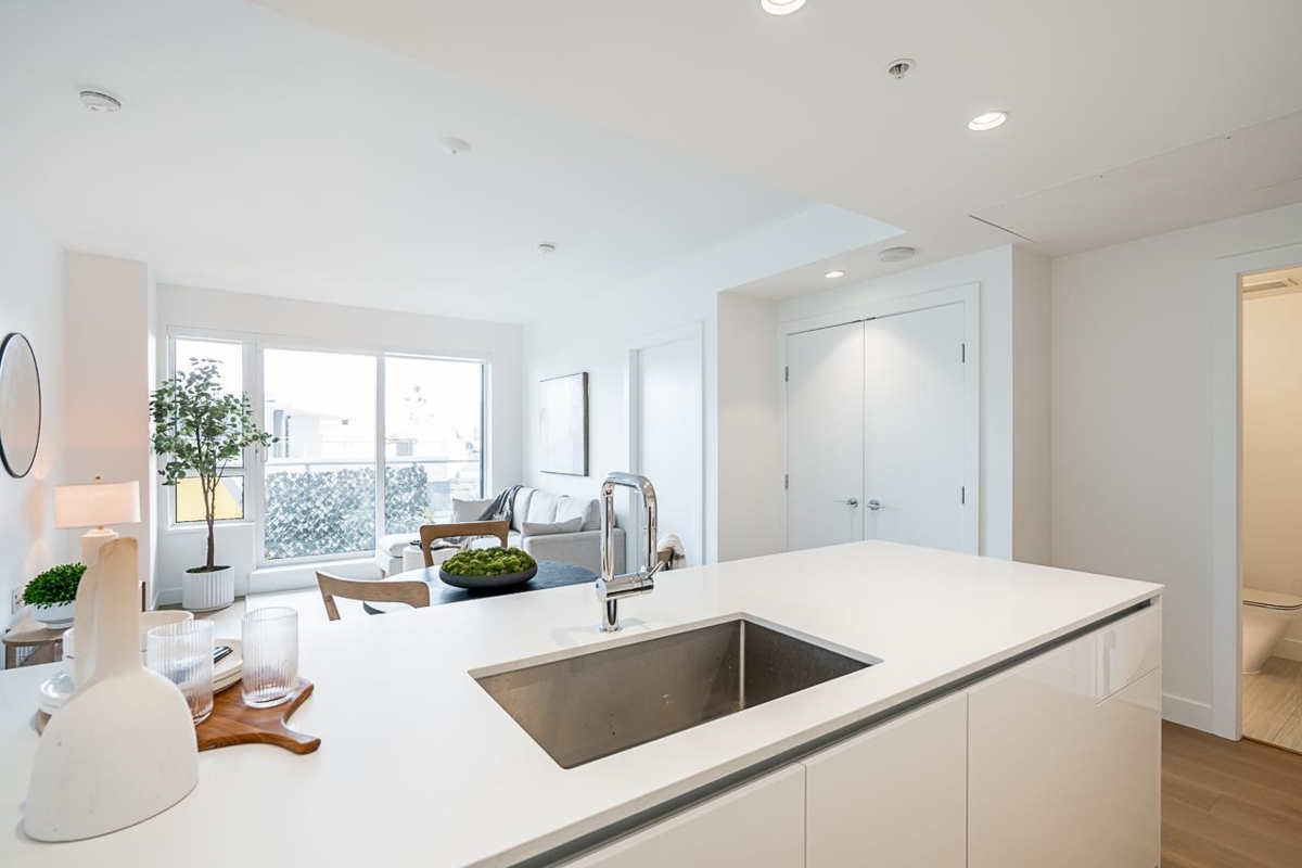 Walk-In Closet Photo of 711 5788 Gilbert Road, Richmond, BC